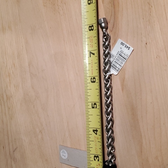 🏈NEW KENNETH COLE BRACELET - Picture 2 of 7